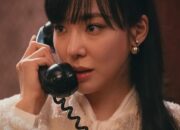 Tiffany Young Pancarkan Pesona Old Money untuk Still-Cut Drakor Terbaru ‘Uncle Samsik’