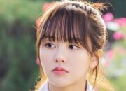 Potret Transformasi Kim So Hyun Saat Pakai Seragam Sekolah di Drakor, Terbaru di Serendipity’s Embrace